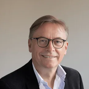 Portrait of Prof Dr Kuno Schedler